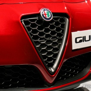 Photo calandre avant Alfa Romeo Giulietta restylée (2016)