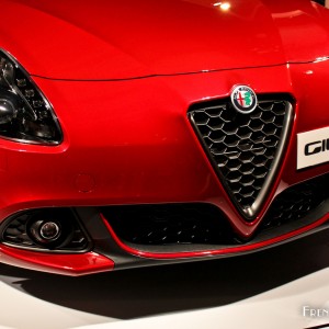 Photo bouclier avant Alfa Romeo Giulietta restylée (2016)