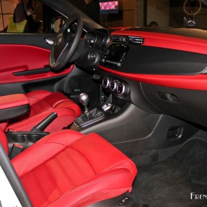Photo intérieur cuir Alfa Romeo Giulietta restylée (2016)