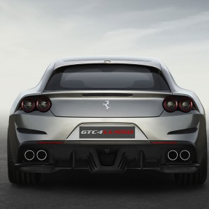 Photo officielle face arrière Ferrari GTC4 Lusso (2016)