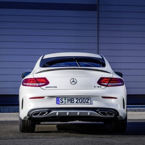 Photo officielle face arrière Mercedes-AMG C43 Coupé (2016)