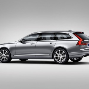 Photo officielle 3/4 arrière nouvelle Volvo V90 (2016)