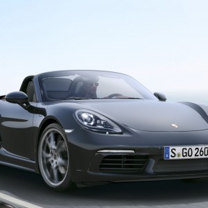 Photo officielle 3/4 avant Porsche 718 Boxster (2016)