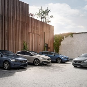 Photo officielle gamme Volvo V40 restylée (2016)