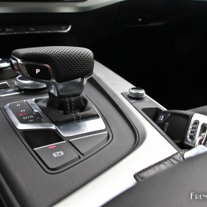 Photo levier boîte automatique S Tronic nouvelle Audi A4 (2016)