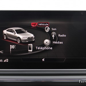 Photo menu écran central nouvelle Audi A4 (2016)
