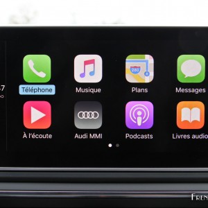 Photo Apple Carplay écran central nouvelle Audi A4 (2016)