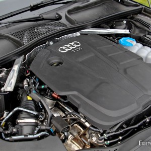 Photo moteur 2.0 TDI 190 nouvelle Audi A4 (2016)