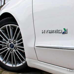 Photo logo Ford Mondeo Vignale Hybrid (2016)