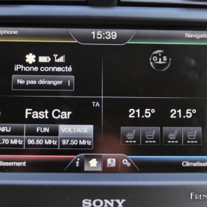 Photo écran tactile SYNC 2 Ford Mondeo Vignale Hybrid (2016)