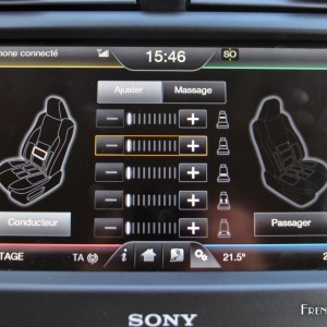 Photo réglages sièges écran tactile SYNC 2 Ford Mondeo Vignal
