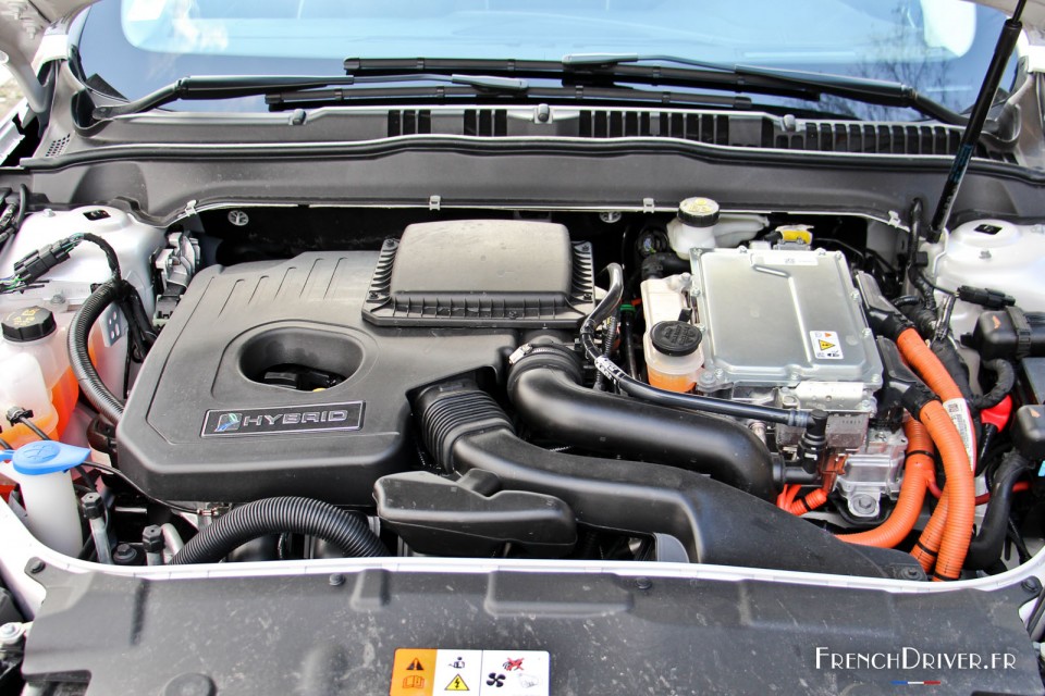 Photo moteur 2.0 Hybrid 187 ch essence électrique Ford Mondeo V