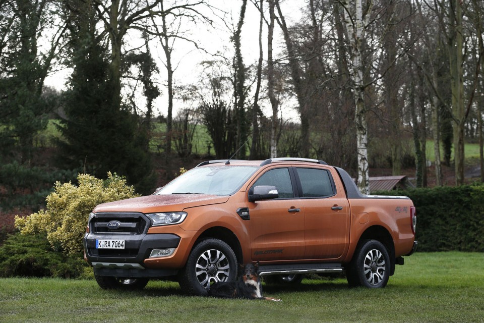 Photo 3/4 avant Ford Ranger III Wildtrack restylé (2016)