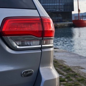 Photo feu arrière Jeep Grand Cherokee (2016)