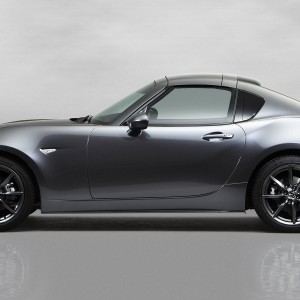 Photo profil fermée Mazda MX-5 RF (2016)