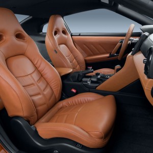 Photo sièges baquet cuir nouvelle Nissan GT-R (2016)