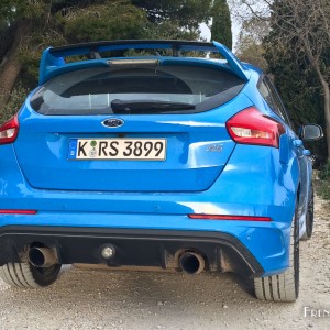 Photo face arrière Ford Focus RS (2016)