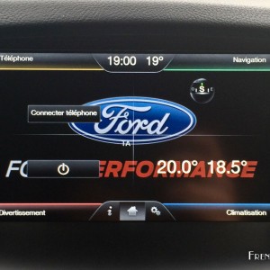 Photo écran tactile SYNC 2 Ford Focus RS (2016)