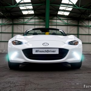 Photo face avant Mazda MX-5 (2016)