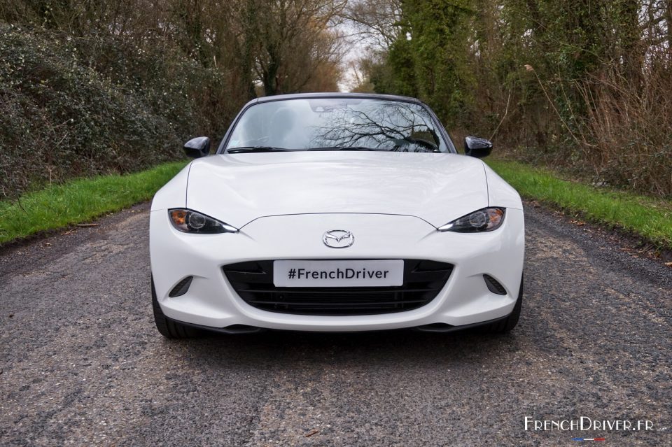 Photo vue avant Mazda MX-5 (2016)