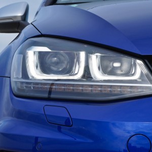 Photo projecteur avant Volkswagen Golf R SW (2016)