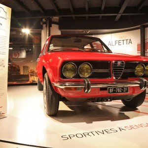 Photo Alfa Romeo Alfetta (1972) – MotorVillage Paris (Avril 2016