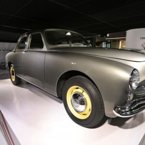 Photo Alfa Romeo 1900 Berlina (1950) – MotorVillage Paris (Avril