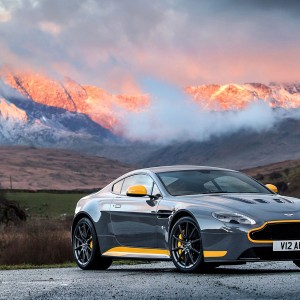 Photo 3/4 avant Aston Martin V12 Vantage S (2016)