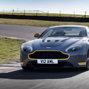 Photo circuit Aston Martin V12 Vantage S (2016)