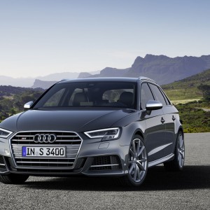 Photo 3/4 avant nouvelle Audi S3 Sportback (2016)