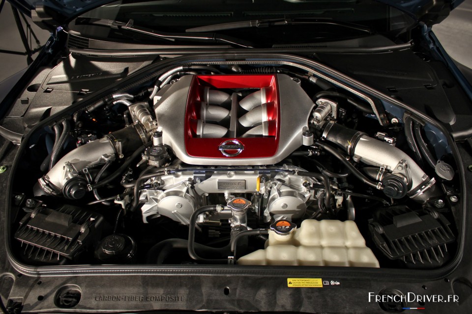 Photo moteur 3.8 l V6 bi-turbo 570 ch nouvelle Nissan GT-R (2016