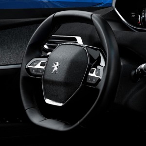 Photo volant compact Peugeot i-Cockpit – Peugeot 3008 II (2016)