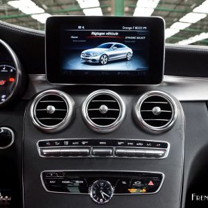 Photo console centrale Mercedes Classe C Coupé (2016)