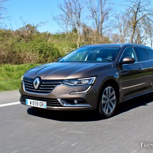 Photo essai sur route Renault Talisman Estate (2016)