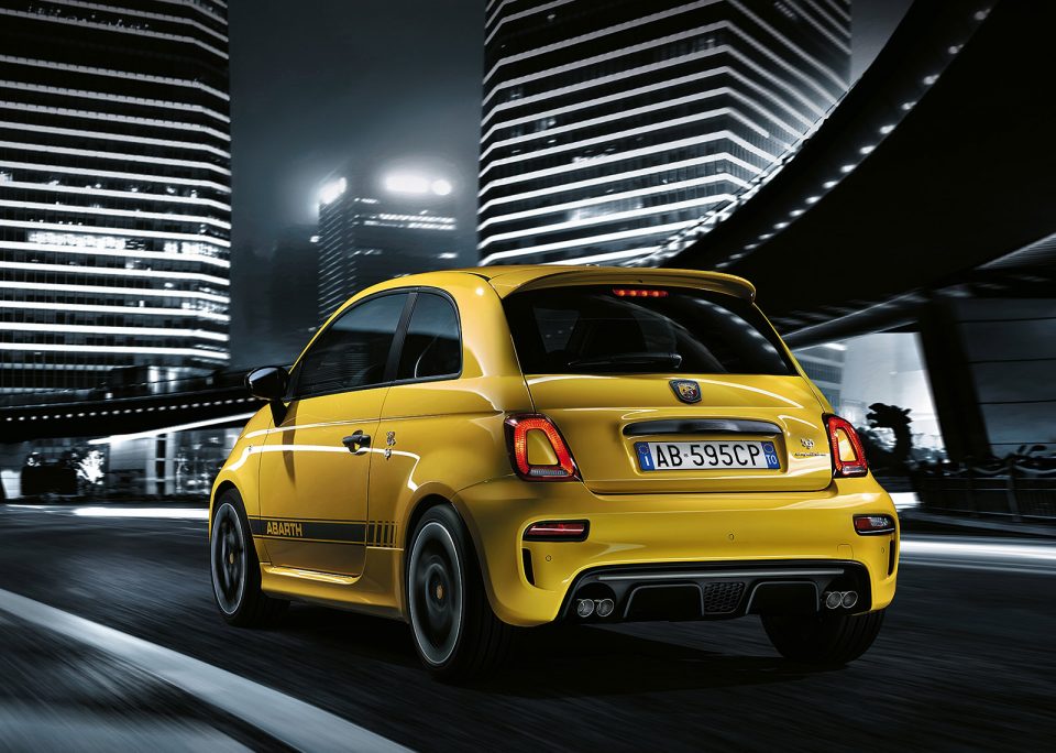 Photo officielle Nouvelle Abarth 595 (2016)