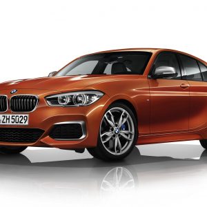 Photo officielle BMW M140i 5 portes (2016)