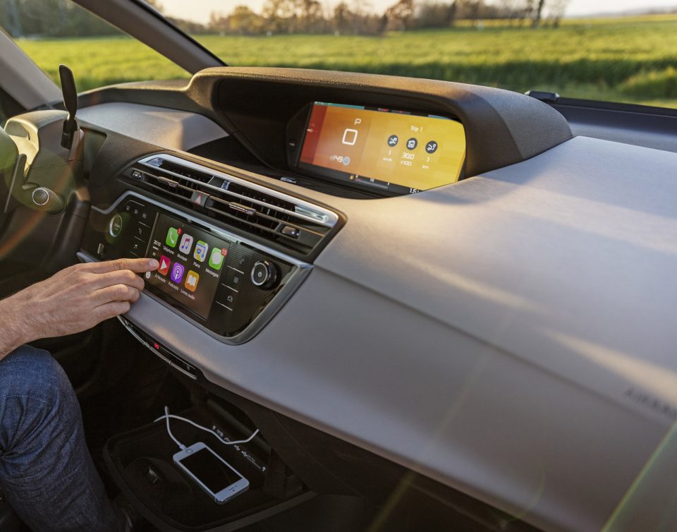 Photo planche de bord nouveau Citroën C4 Picasso (2016)