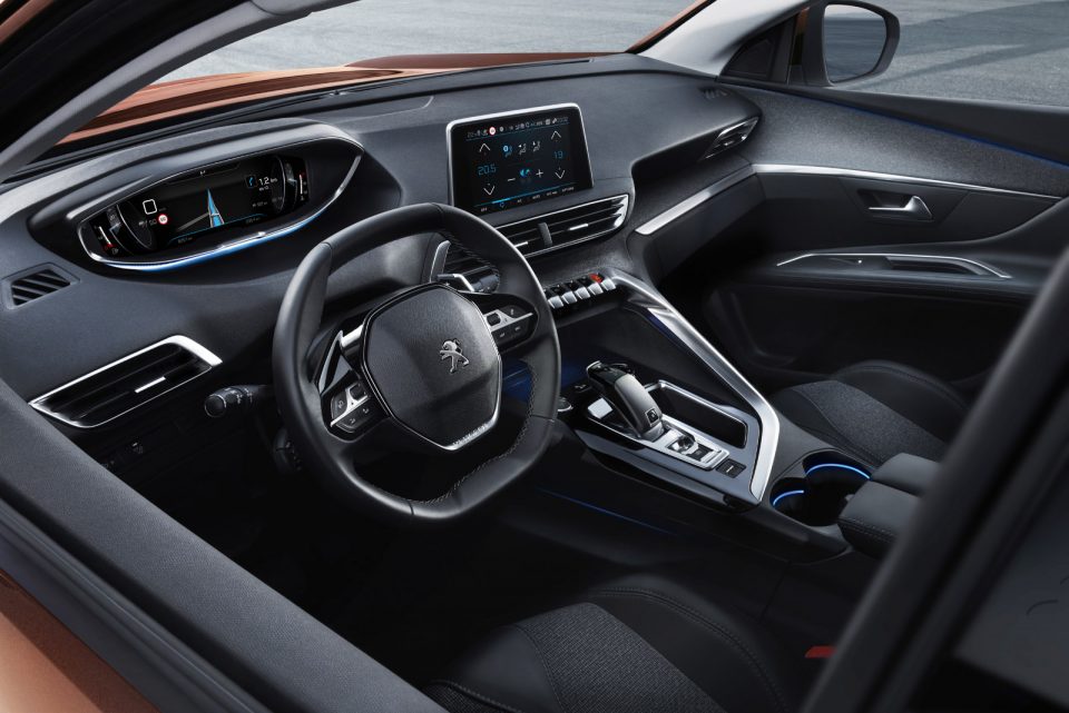 Photo intérieur nouvelle Peugeot 3008 II (2016)