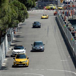 Photo officielle Renault Clio R.S. 16 – Grand Prix de Monaco 201