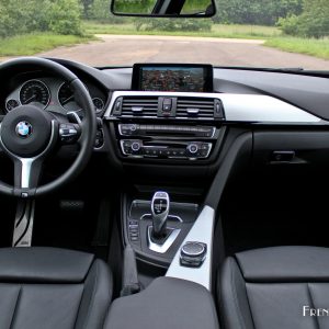 Photo tableau de bord BMW 430d Coupé – Série 4 (2016)