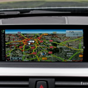 Photo navigation GPS écran central BMW 430d Coupé – Série 4 (