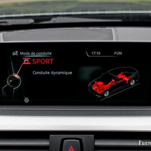 Photo mode de conduite écran central BMW 430d Coupé – Série 4