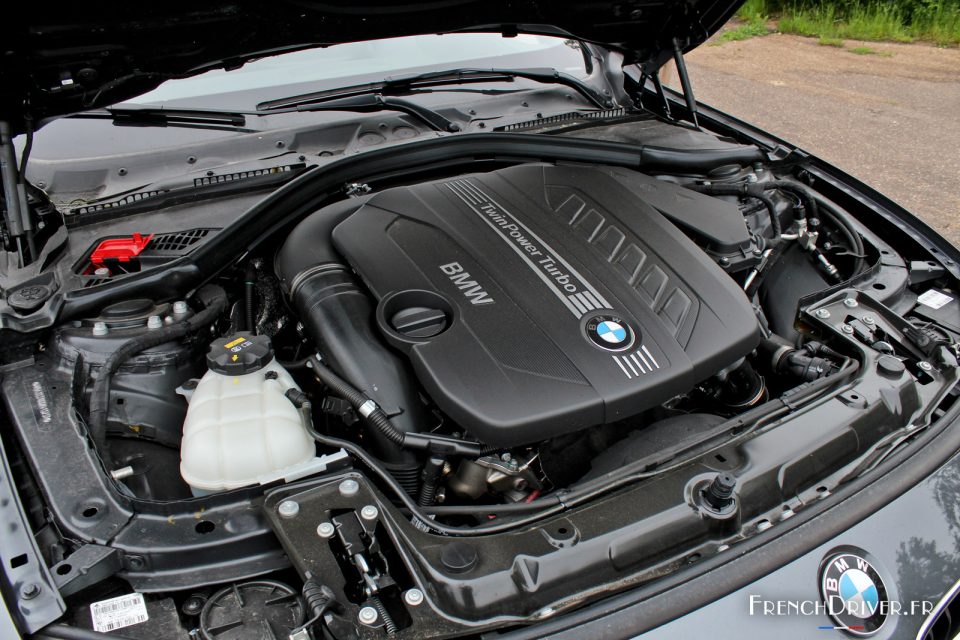 Photo moteur 6 cylindres 3.0 l 24v 258 ch BMW 430d Coupé - Sér