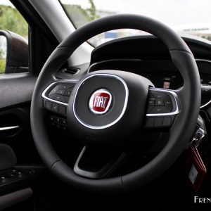 Photo volant nouvelle Fiat Tipo 5 portes (2016)