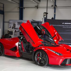 Photo Ferrari LaFerrari – Essai nouveau Pirelli P Zero (2016)