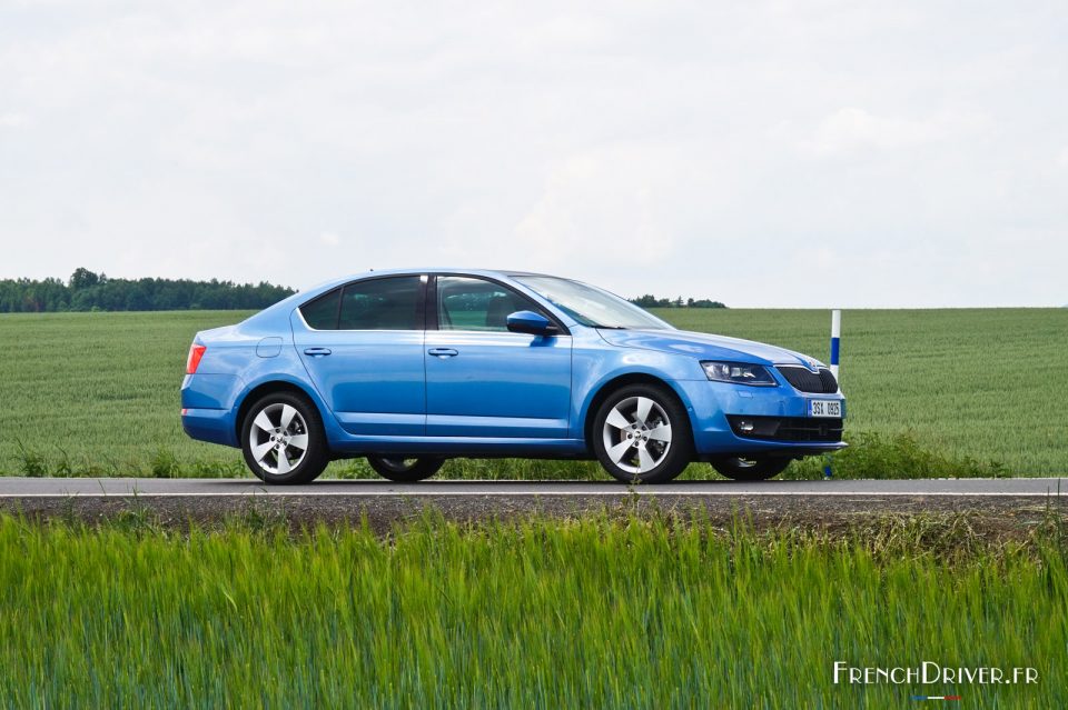 Photo 3/4 avant Škoda Octavia (2017)