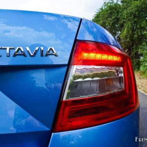 Photo feu arrière Škoda Octavia (2017)