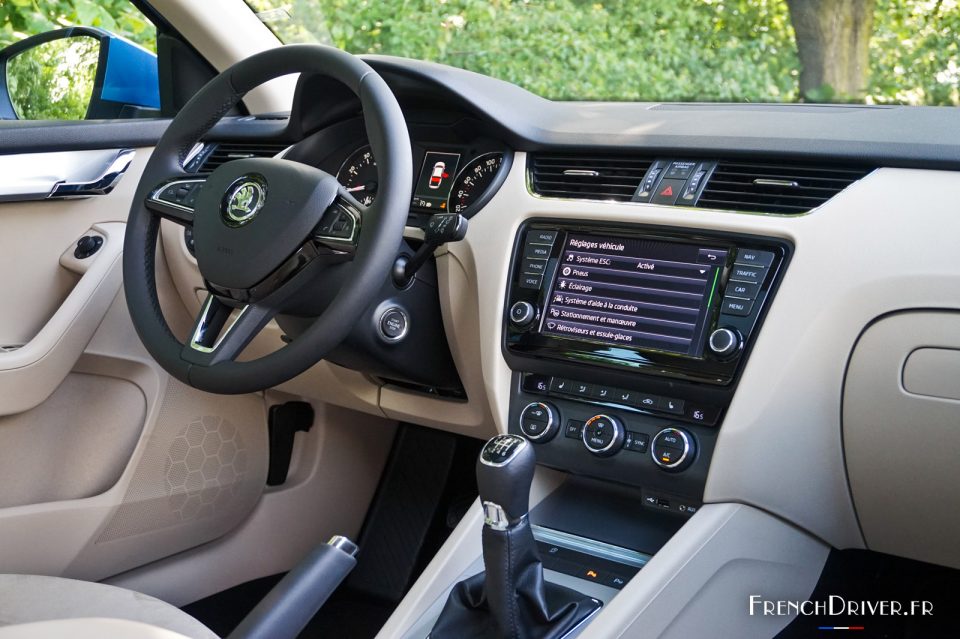 Photo intérieur Škoda Octavia (2017)