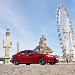 Photo statique Tesla Model S P90D (2016)