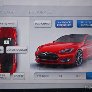 Photo commandes véhicule écran tactile Tesla Model S P90D (201